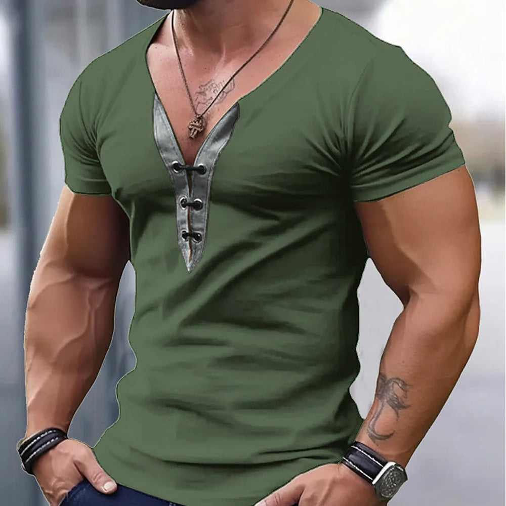 Herren Trendiges Kurzarmshirt mit dekorativem V-Ausschnitt und Knopfdetails Echoarchiv