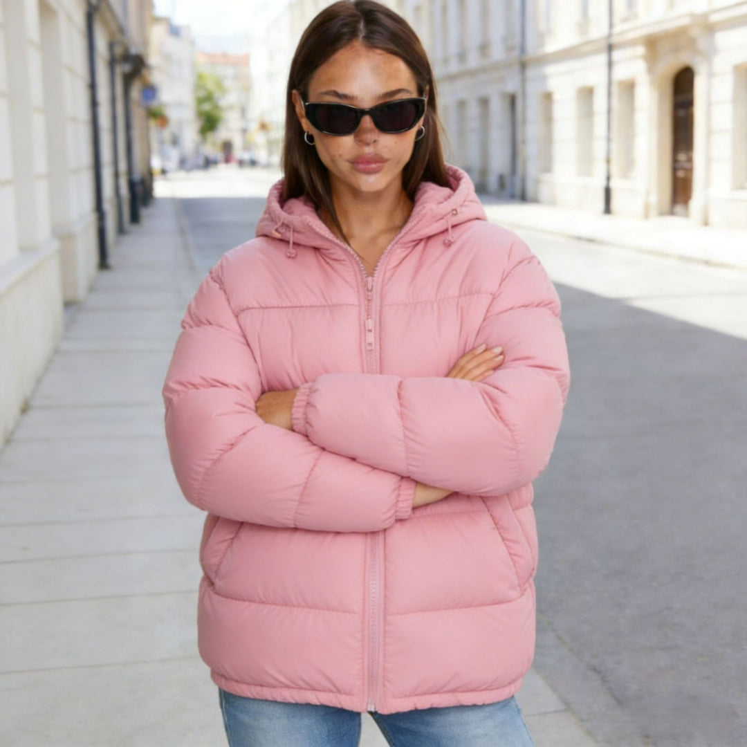 Damen Wattierte Steppjacke mit Kapuze und Taillenkontur Echoarchiv