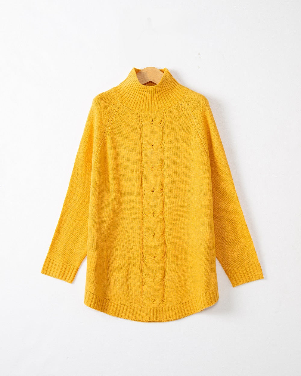 Damen Rollkragenpullover mit Zopfmuster und Raglanärmeln Echo Archiv