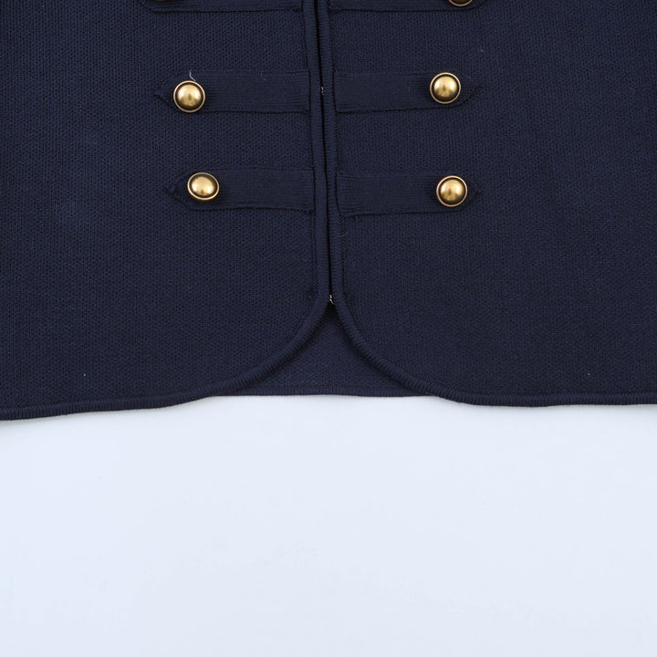 Damen nan military-inspirierte Kurzjacke mit runder Halslinie, taillierter Silhouette und goldfarbenen Zierknöpfen Echo Archiv
