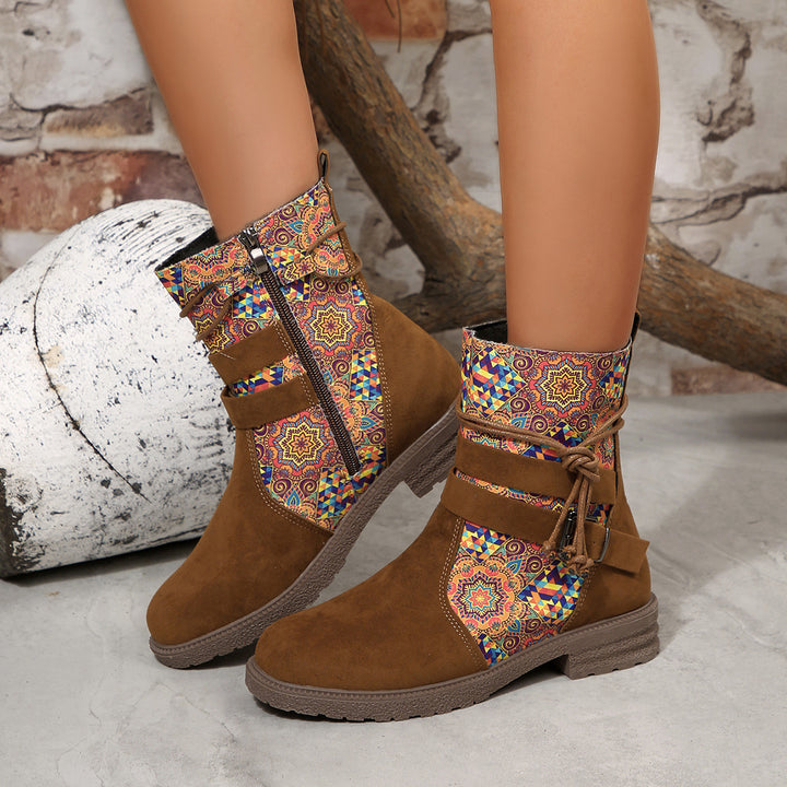 Damen nan knöchelhohe Velourslederoptik-Stiefelette mit Leopardenprint-Falte, seitlichem Reißverschluss und dekorativer Schnalle Echo Archiv