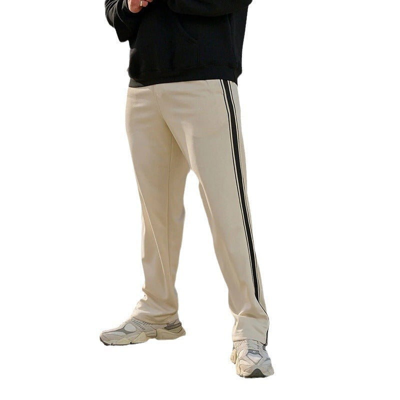 Herren sportliche Trainingshose mit seitlichen Streifen Echoarchiv