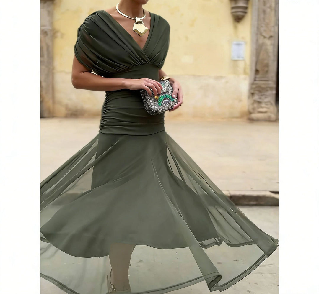 Damen Elegantes Abendkleid mit Off-Shoulder-Ausschnitt und Fließendem Rock Echo Archiv