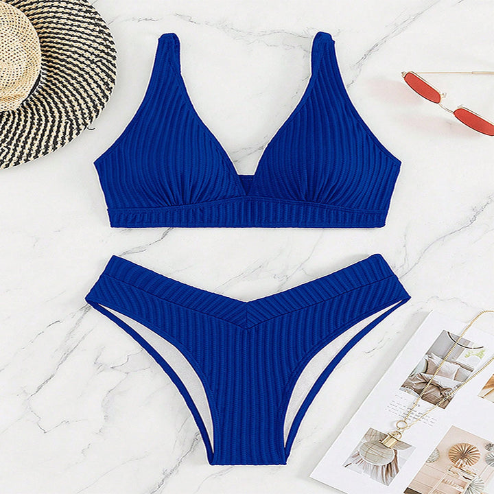 Damen Triangel-Bikini-Set mit sculpturalen Details Echo Archiv