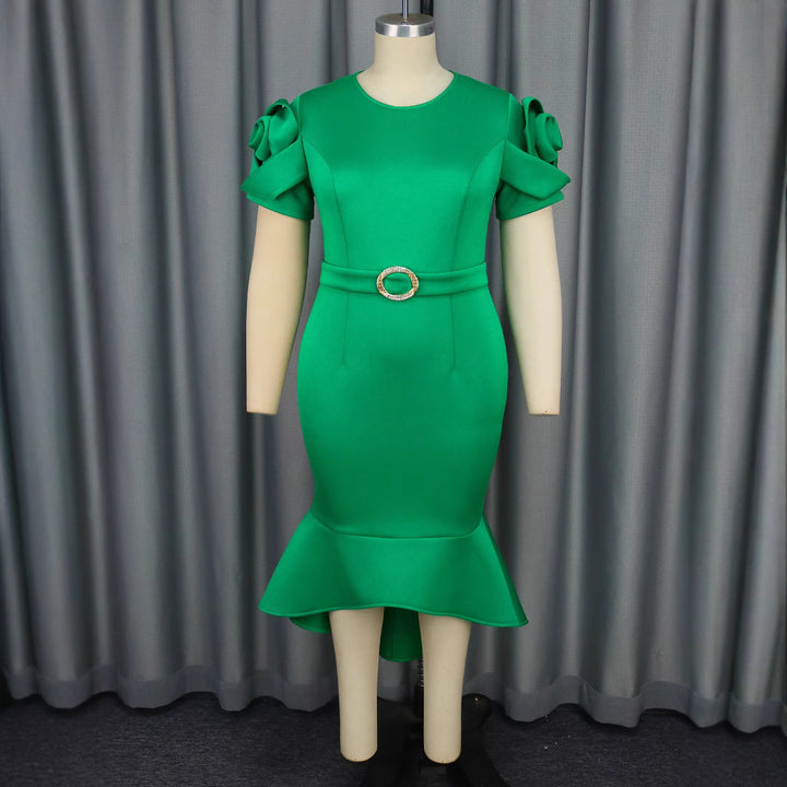 Damen figurbetontes Kleid mit voluminösen Ärmeln und tailliertem Gürteldetail Echo Archiv