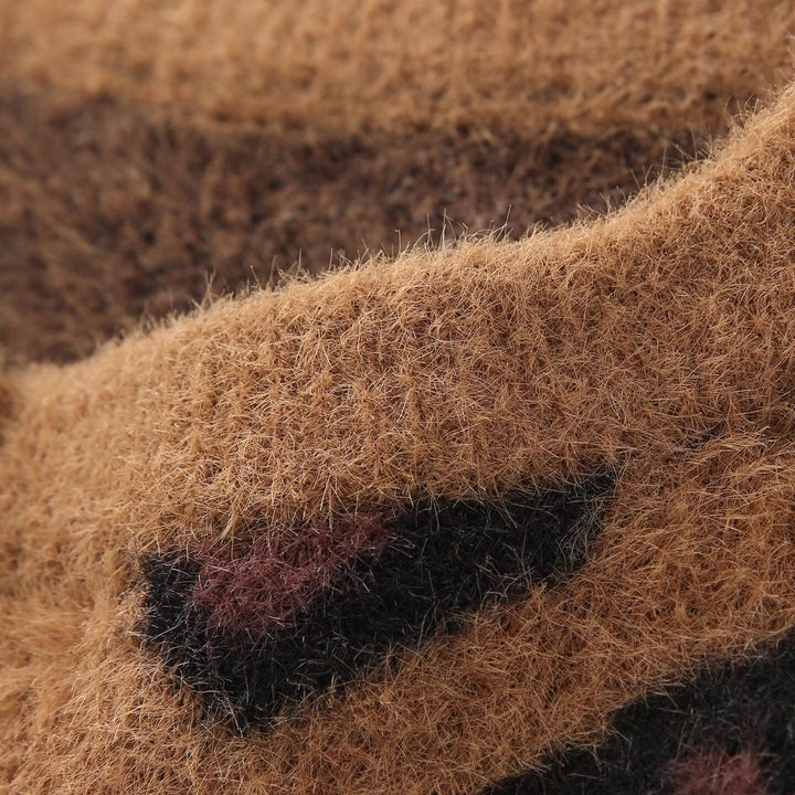 Damen Flauschige Strickjacke im Leo‑Print mit Rundhalsausschnitt und Knopfleiste Echo Archiv
