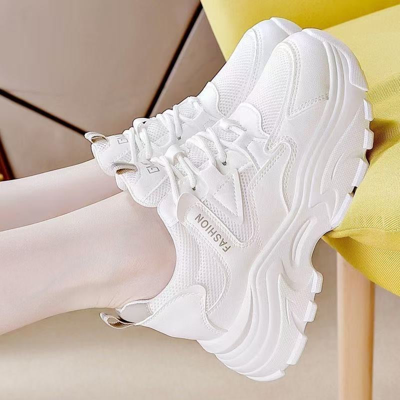 Damen Chunky Sneakers mit sportlichem Design und atmungsaktiver Obermaterialkombination Echo Archiv