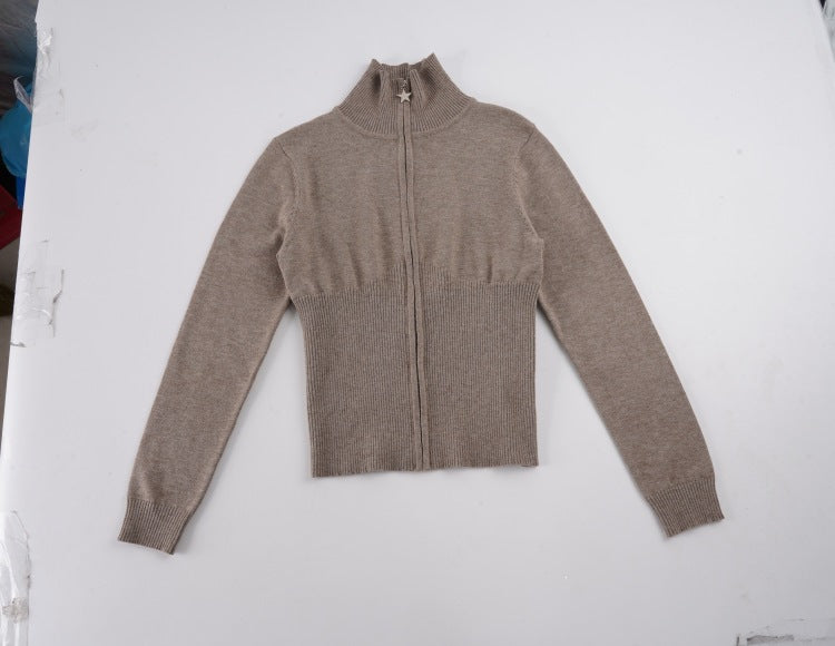 Damen Figurbetonter Zip-Pullover mit Stehkragen und taillierter Rippstruktur Echo Archiv
