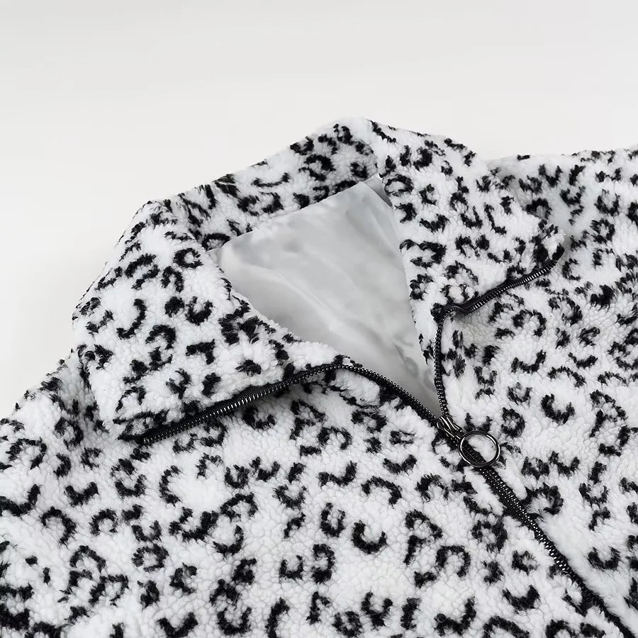 Damen kuschelige Teddy-Fleece Jacke mit Stehkragen und durchgehendem Reißverschluss – Célinea