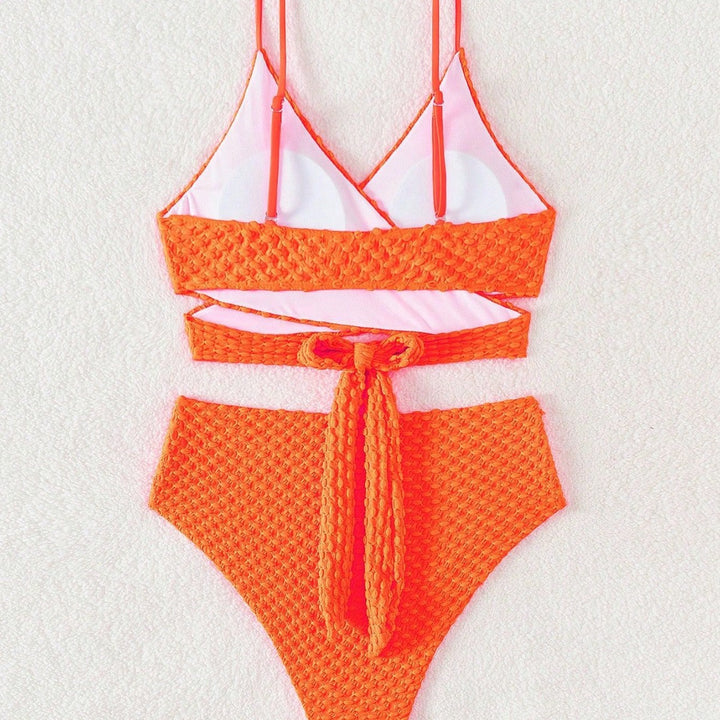 Damen Hochtaillierter Bikini mit modernem Wickeldesign Echo Archiv