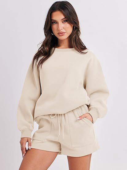 Damen Lässiges Sweatset mit Oversize‑Sweatshirt und hochgeschnittenen Shorts Echo Archiv
