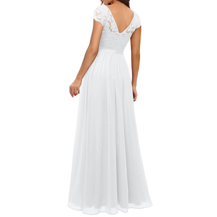 Damen Elegantes Spitzenkleid mit V-Ausschnitt Echo Archiv
