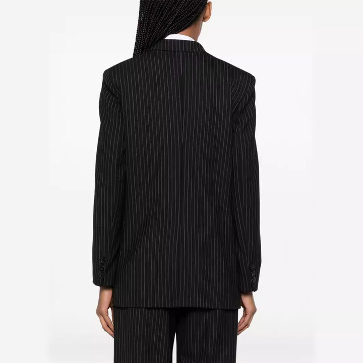 Damen Zweiteiliger Nadelstreifen-Anzug mit oversized Doppelreiher und weiten Bundfaltenhosen Echoarchiv