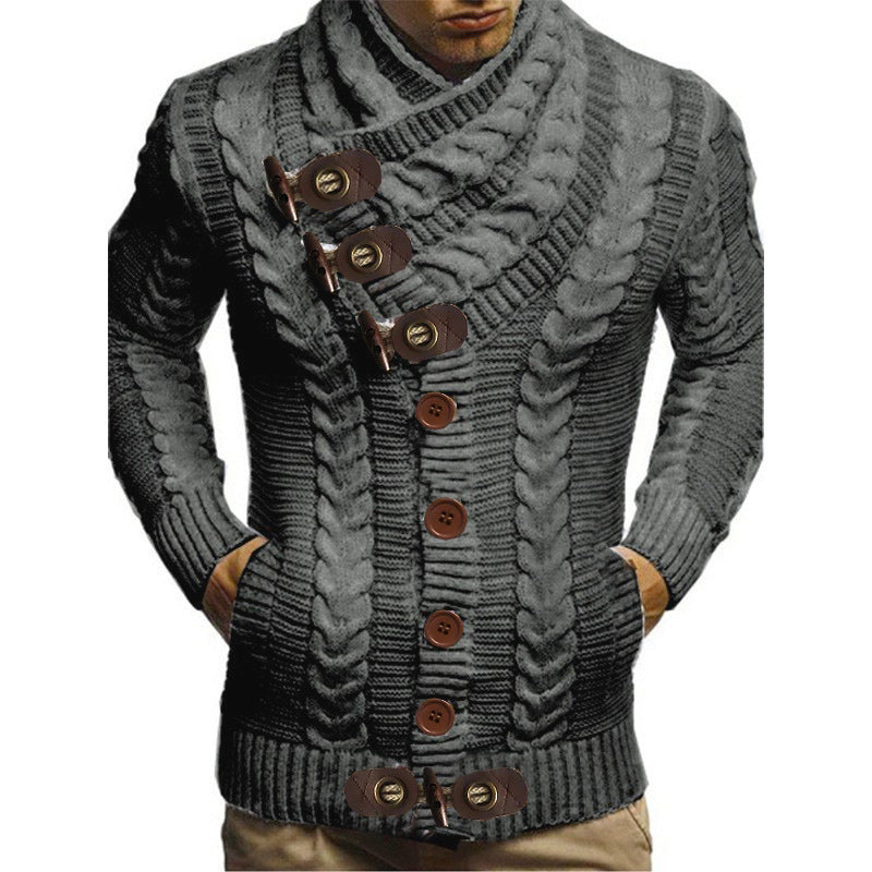 Herren Grobstrickjacke mit kreativem Schalkragen und Knopfdetails Echoarchiv