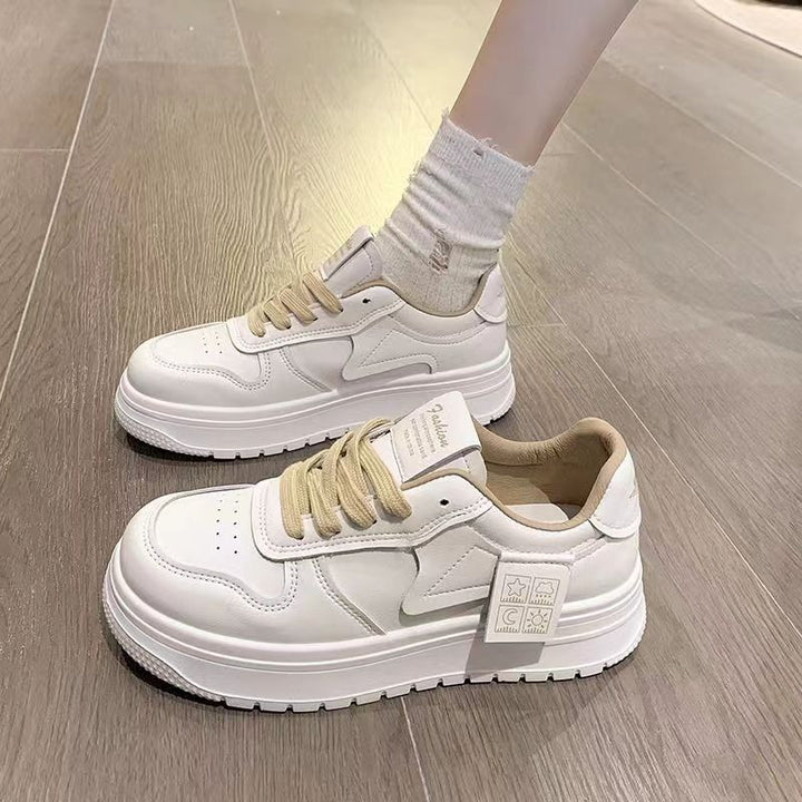 Damen Sportliche Sneakers mit voluminöser Sohle und atmungsaktivem Obermaterial Echo Archiv