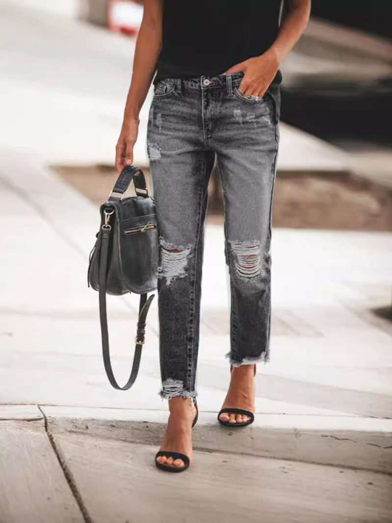 Damen Ripped Denim mit lässigem Schnitt und ausgefranstem Saum – Dénora