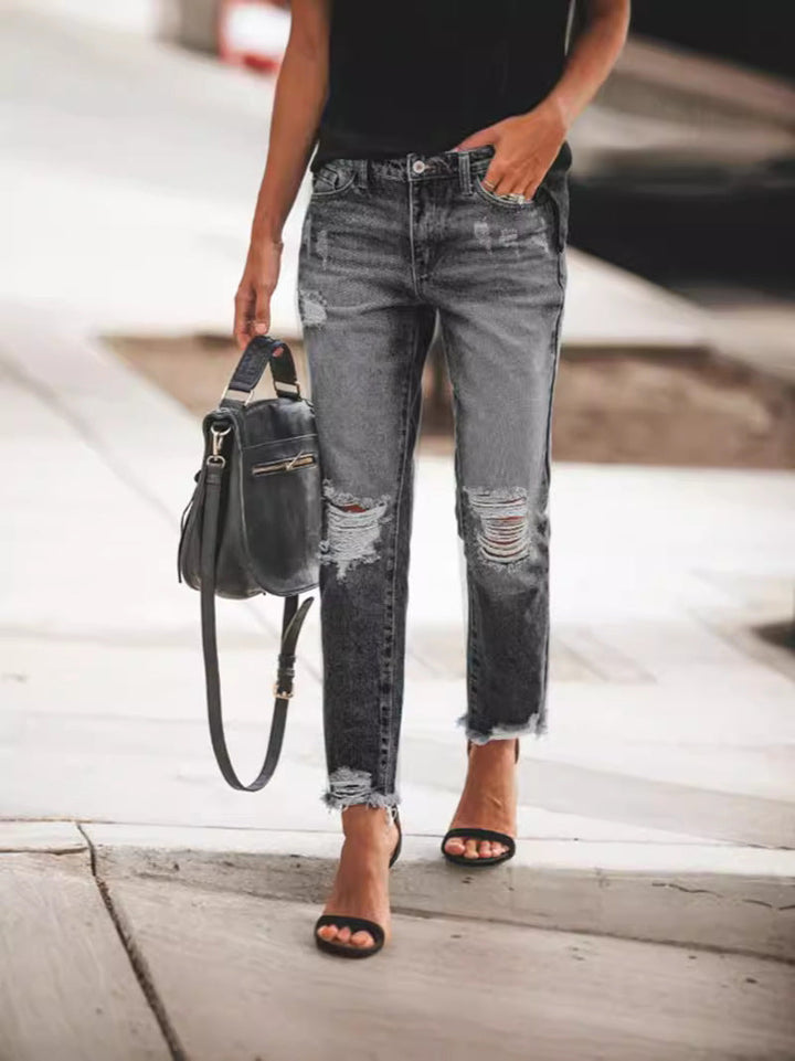 Damen Ripped Denim mit lässigem Schnitt und ausgefranstem Saum – Dénora