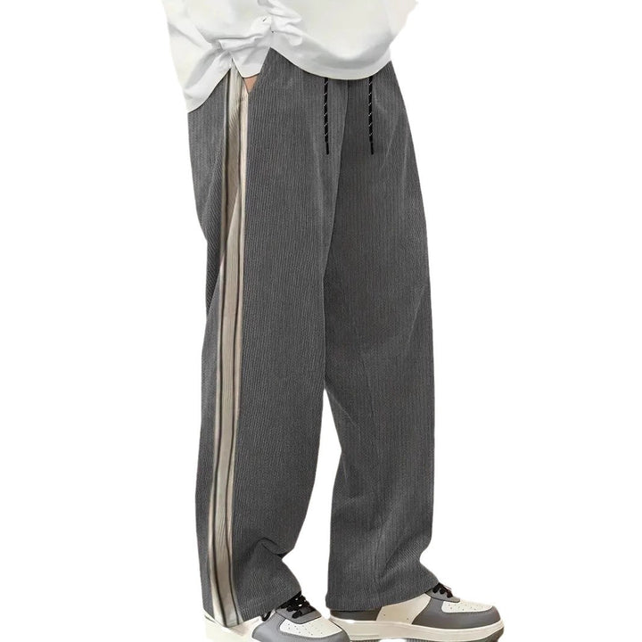 Herren komfortable Freizeithose mit seitlichem Streifen Echoarchiv
