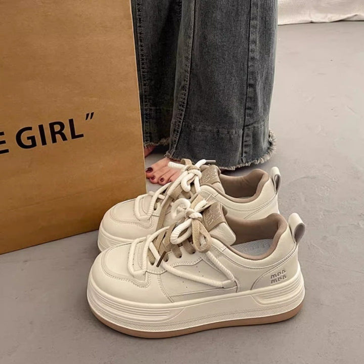Damen Sportliche Sneakers mit dämpfender Plattform und weichem Obermaterial Echo Archiv