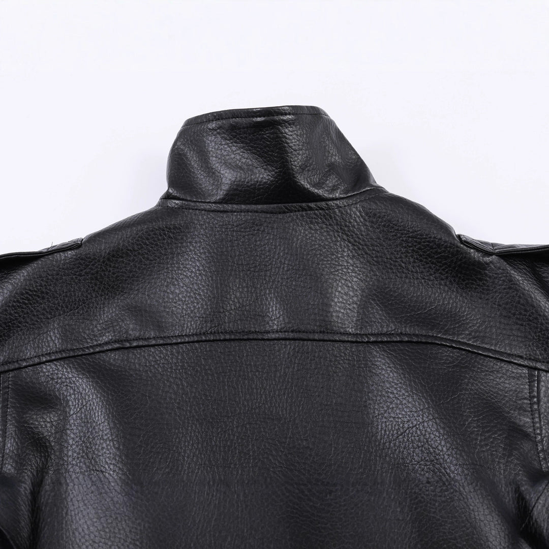 Damen Kurzes Oversized-Bomberjacke aus veganer Lederoptik mit hohem Funnelkragen Echoarchiv