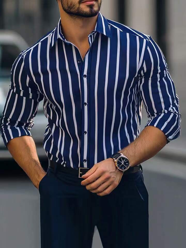 Herren Slim-Fit Hemd mit vertikalen Streifen Echoarchiv