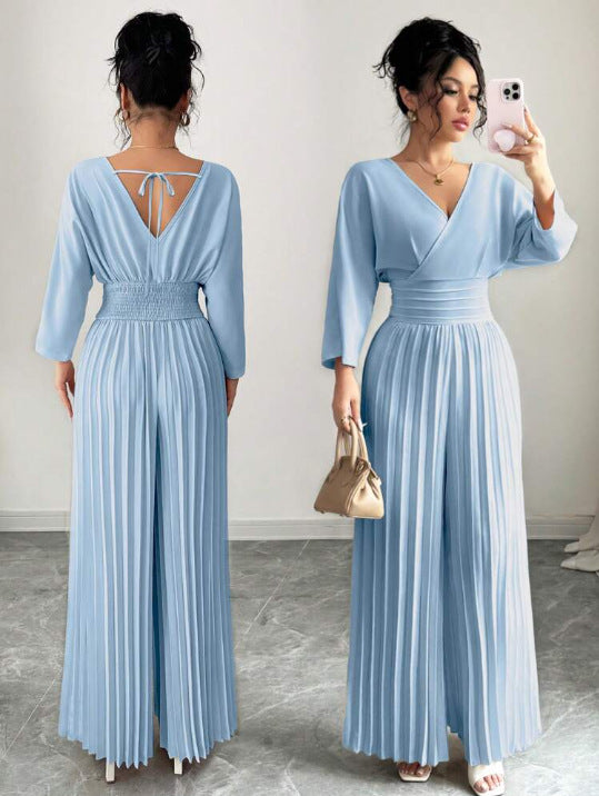 Damen Eleganter Plissee-Jumpsuit mit V-Ausschnitt Echo Archiv