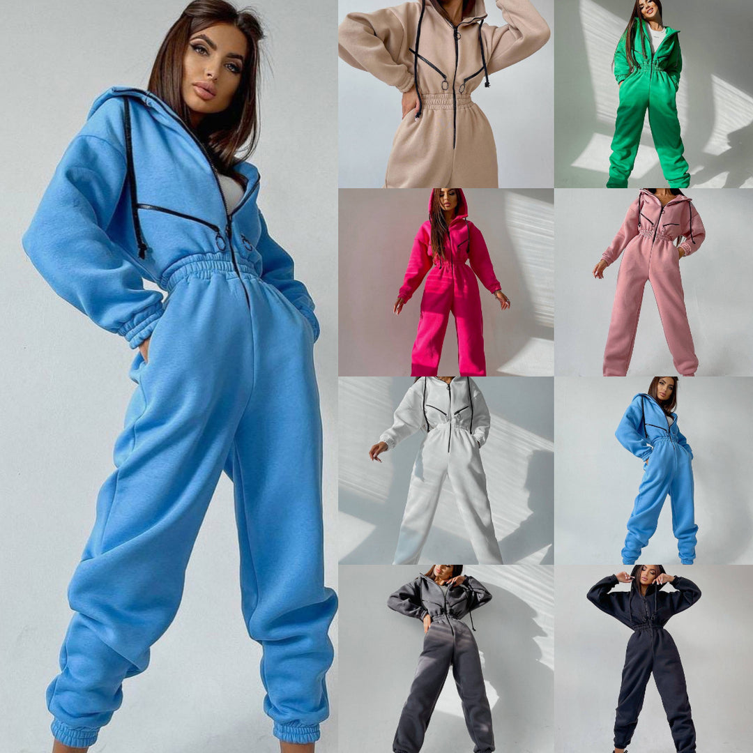 Damen taillierter Kapuzen-Jumpsuit mit elastischem Bund und markanten Kontrast-Reißverschlüssen – Solévia