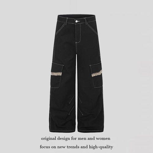 Damen Weite Cargo-Hose mit hoher Taille, großen Klappentaschen und Fellbesatz Echoarchiv