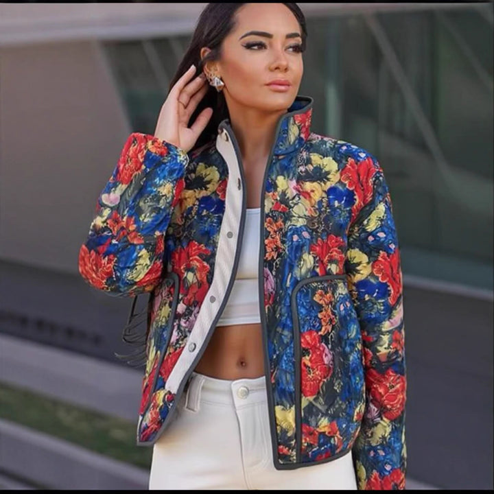 Damen Gesteppte Übergangsjacke mit floralem Allover-Muster und Stehkragen Echo Archiv
