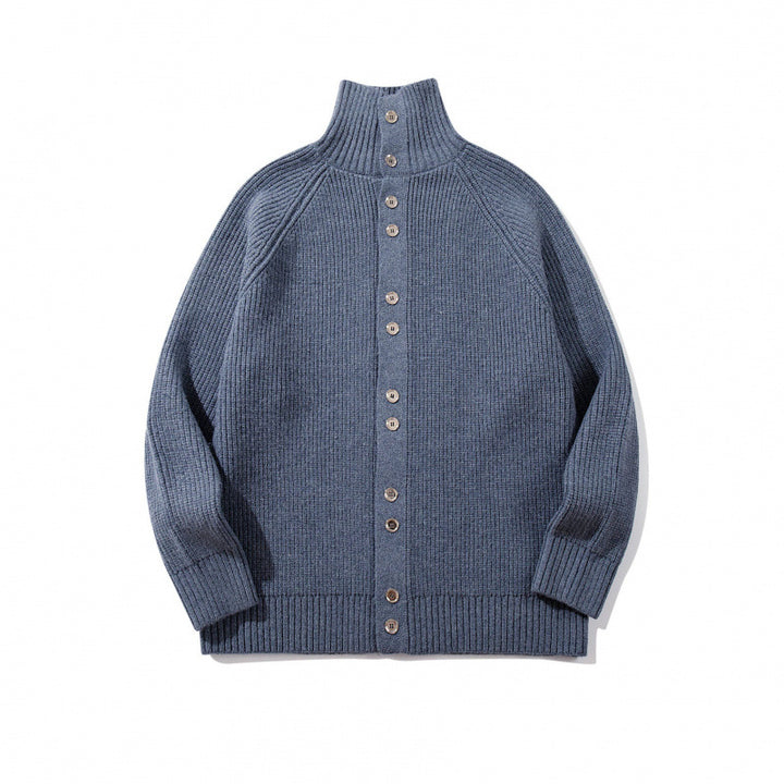 Herren grobgestrickter Knopfcardigan mit hohem Rollkragen und Raglanärmeln Echo Archiv