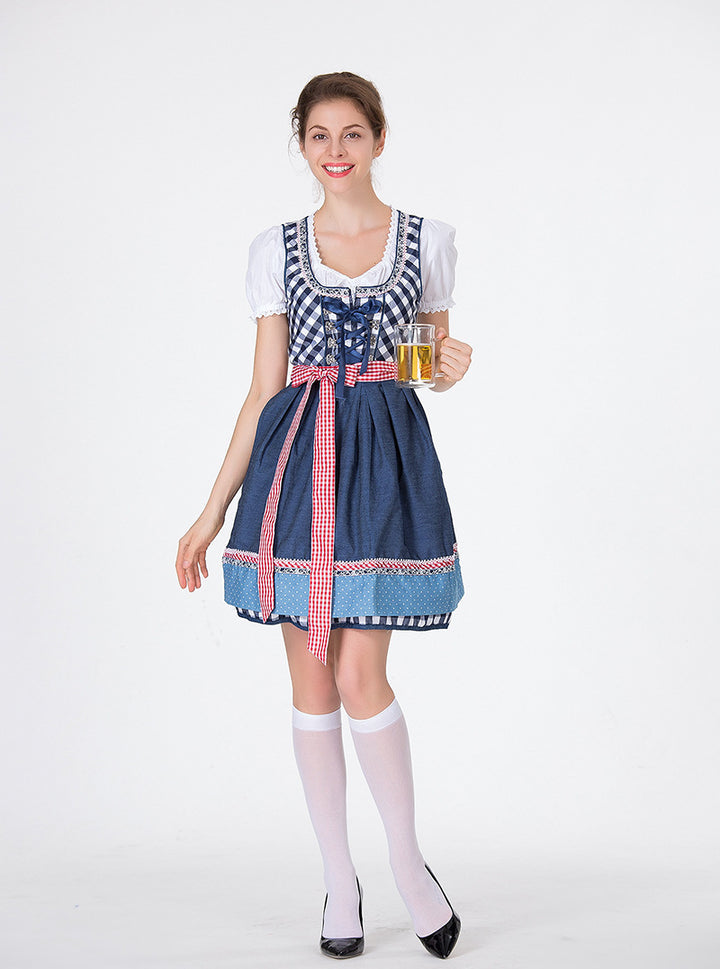 Damen nan traditionelles Dirndl mit Schnürcorsage, knielangem Tellerrock und Schürze Echo Archiv