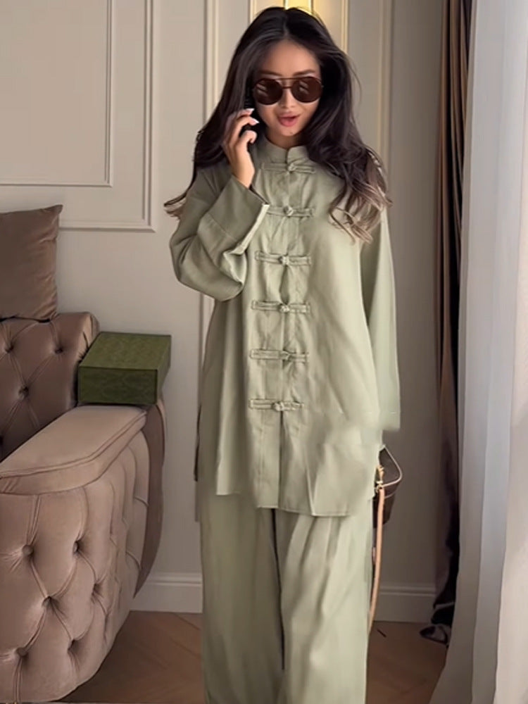Damen Zweiteiliges Oversize Lounge‑Set mit Stehkragen und dekorativen Knotenverschlüssen Echoarchiv