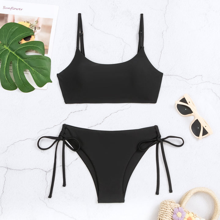Damen Triangel-Bikini-Set mit verstellbaren Trägern und seitlichen Bändern Echo Archiv