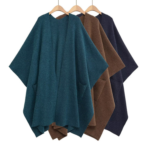 Damen Oversize Strickponcho mit Eingrifftaschen und asymmetrischem Saum Echo Archiv