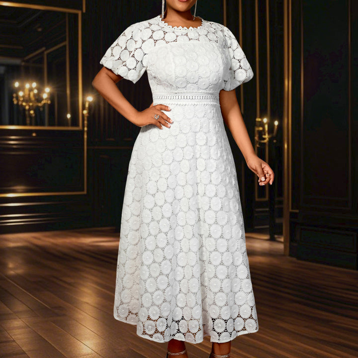 Damen Midi-Kleid mit eleganter Spitzenapplikation und Puffärmeln Echo Archiv