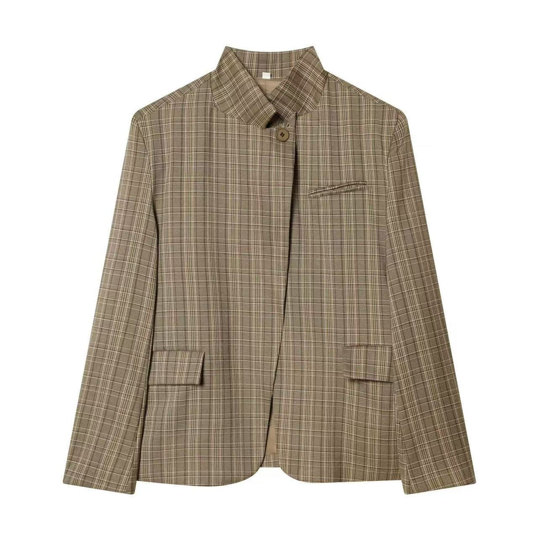 Damen Kurzblazer mit Stehkragen, asymmetrischer Knopfblende und Pattentaschen Echoarchiv