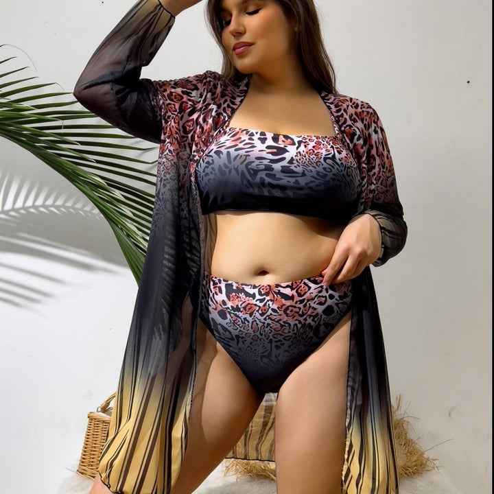 Damen Bikini-Set mit elegantem Wickelrock und modischem Leopardenmuster Echo Archiv