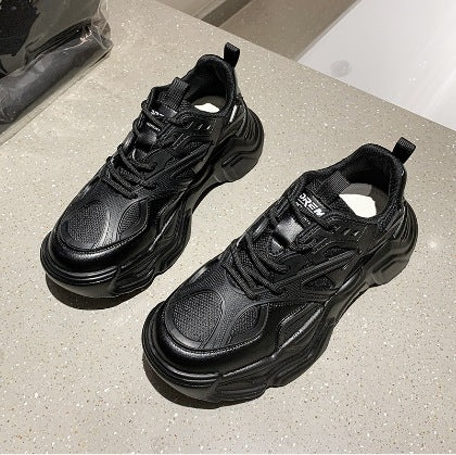 Unisex auffällige Chunky-Sneaker mit atmungsaktivem Mesh-Obermaterial, gepolsterter Fersenkammer und profiliertem Plateau-Absatz – Norré