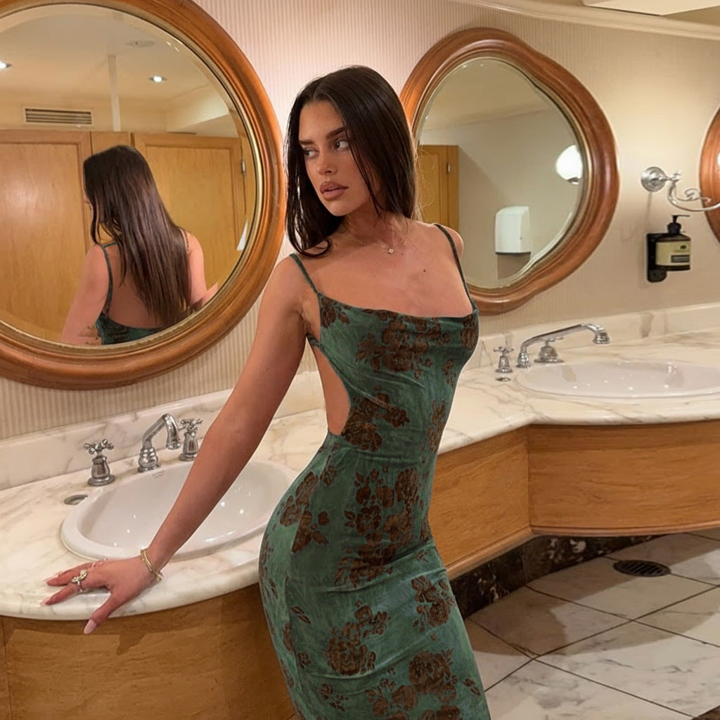 Damen Elegantes Abendkleid mit raffiniertem Rückenausschnitt Echo Archiv