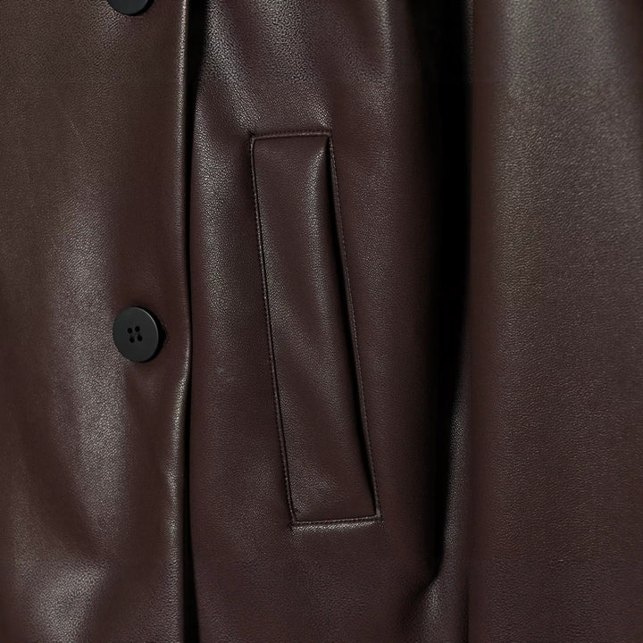 Damen Kurzer Kunstleder-Blouson mit doppelreihiger Knopfleiste und kastiger Silhouette Echoarchiv