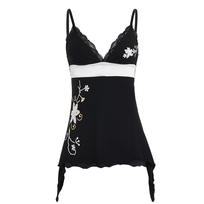 Damen Nachthemd mit floralen Stickdetails und Spitzenverarbeitung Echo Archiv