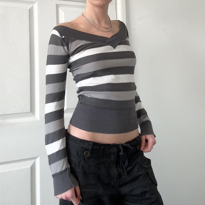 Damen Taillierter Feinstrick-Pullover mit breiten Blockstreifen und V-Ausschnitt Echo Archiv