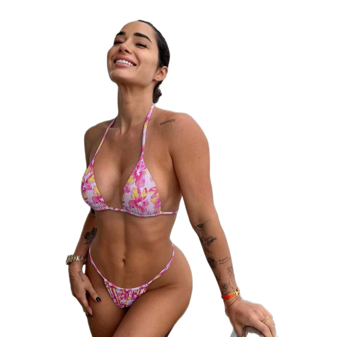 Damen Bikini mit zarten floralen Mustern Echo Archiv