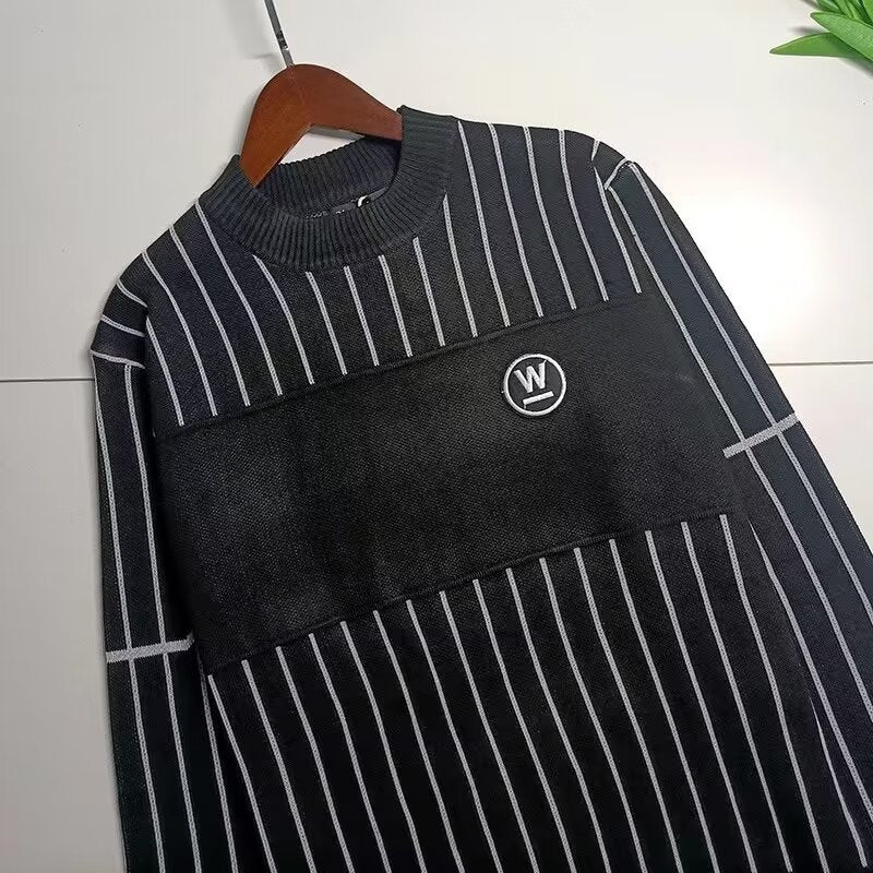 Herren gestreifter Rollkragenpullover aus kuscheligem Textil Echoarchiv