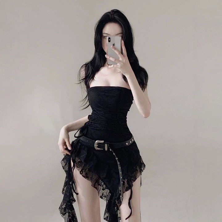 Damen Bodycon Kleid mit raffiniertem Rüschensaum und zusätzlichem Spitzenbesatz Echo Archiv