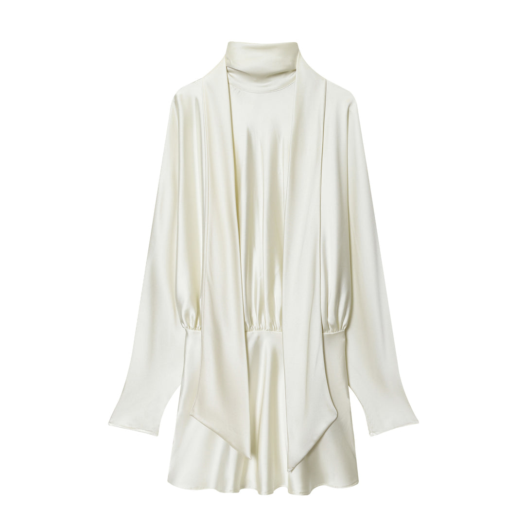 Damen 30+ elegante seidenähnliche Bluse mit Stehkragen und drapiertem Schlupfdetail Echo Archiv