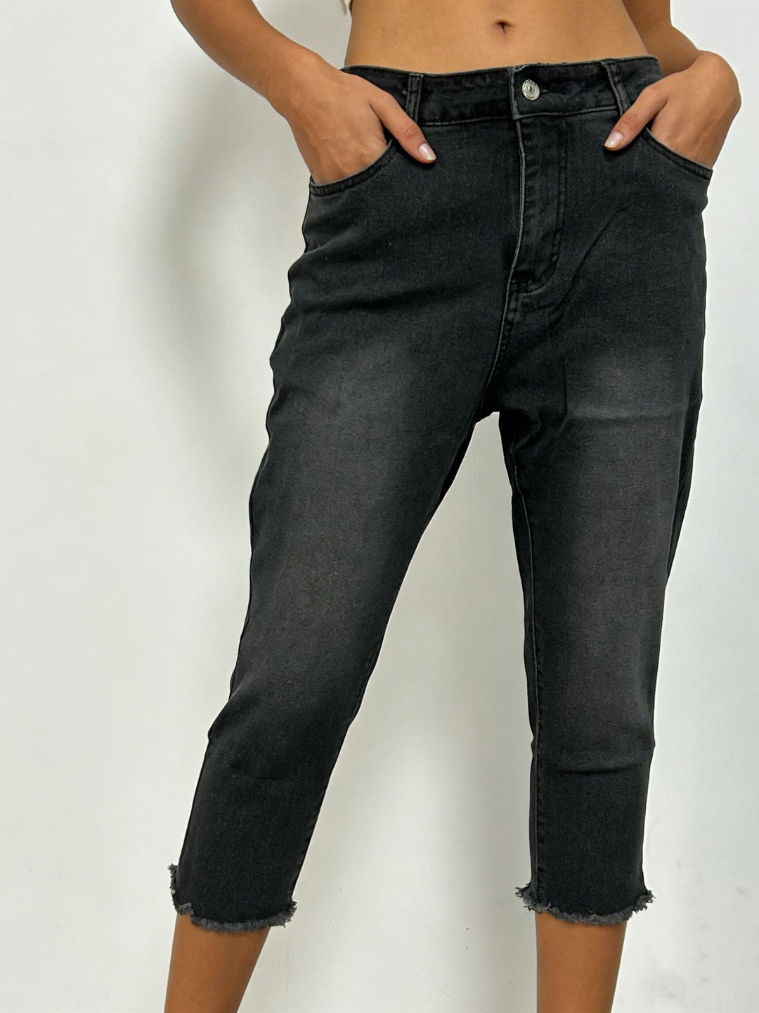 Damen nan schmale knöchellange Jeans mit rohem Fransenabschluss und mittelhoher Taille Echo Archiv