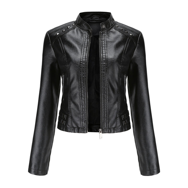 Damen nan kurze taillierte Kunstlederjacke mit Nietenbesatz und Stehkragen Echo Archiv