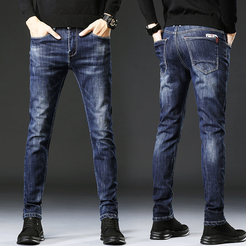 Herren Slim-Fit Jeans mit modernen Waschungsdetails Echoarchiv