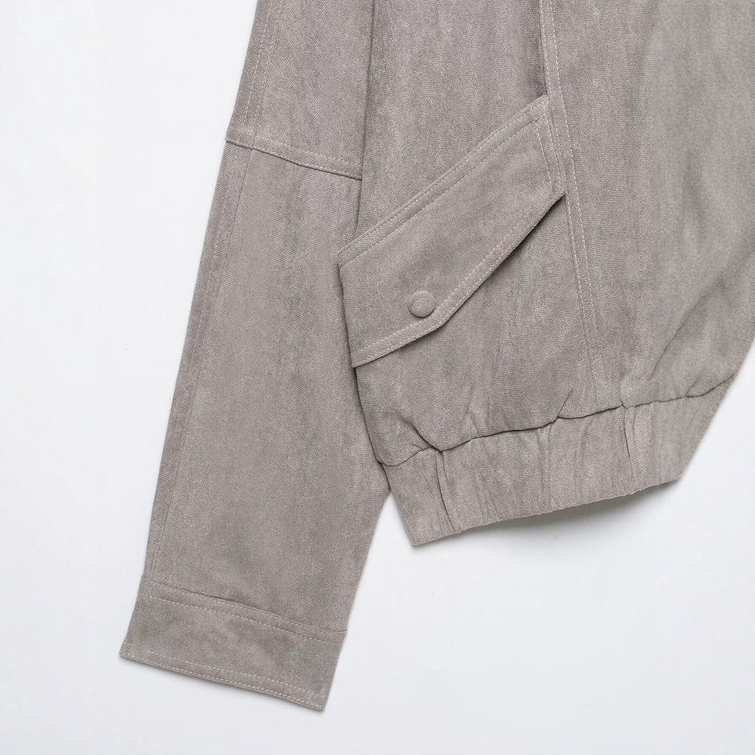 Damen Oversized Veloursleder‑Optik Bomberjacke mit Pattentaschen und elastischem Saum Echo Archiv